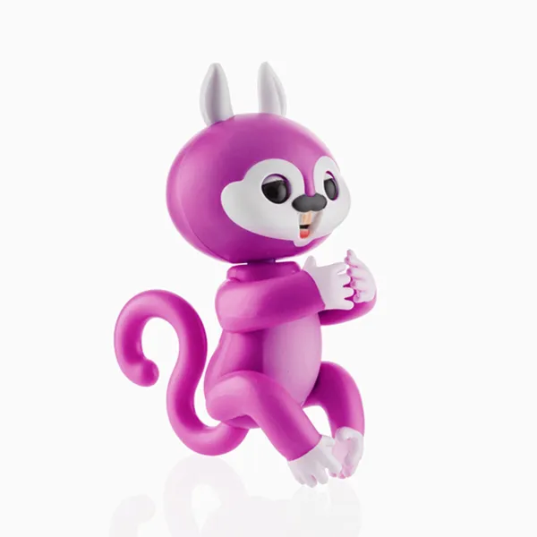 Mannekeen Happy Squirrel