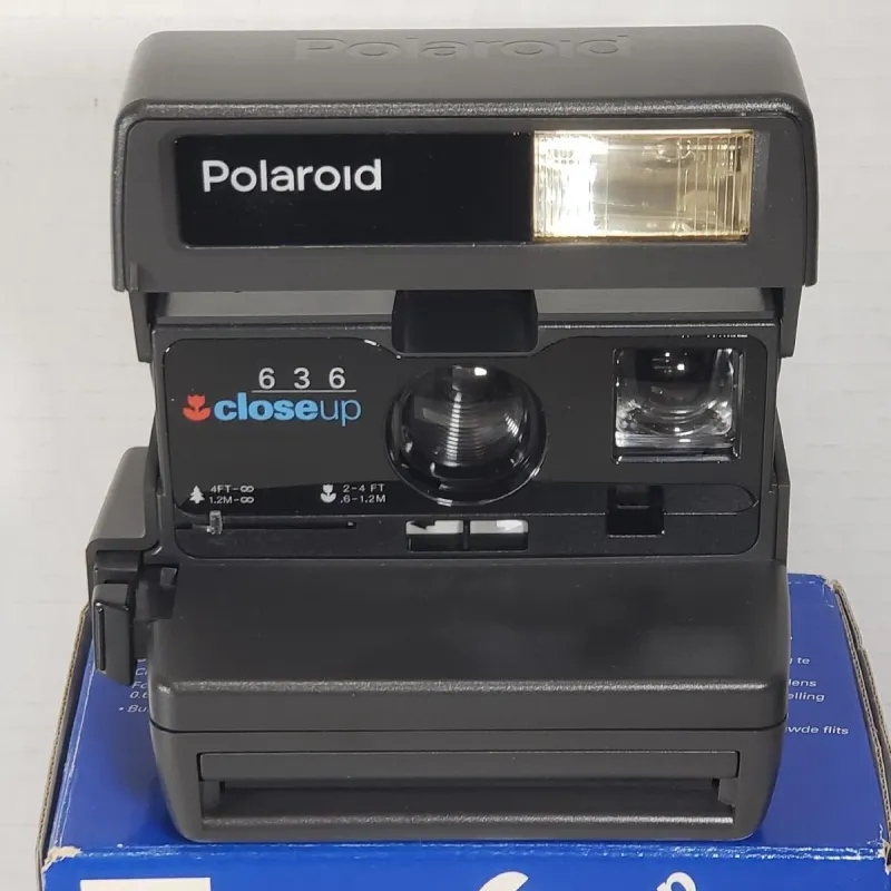 Polaroid 636 lähivõtte kiirkaamera karbiga