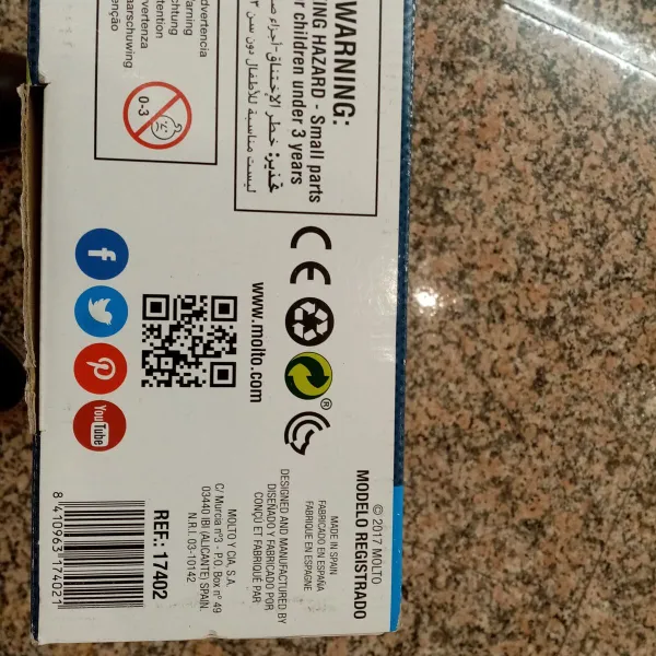 Parkkihalli autoilla Moltó