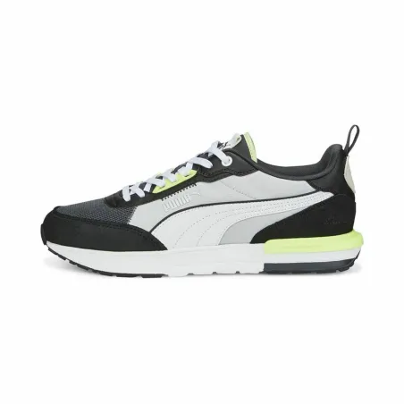 Men's Trainers Puma R22