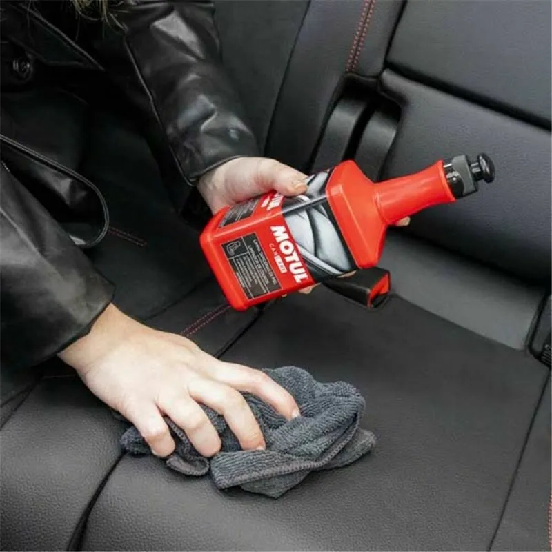Apmušalų valiklis Motul MTL110149 Oda 500 ml