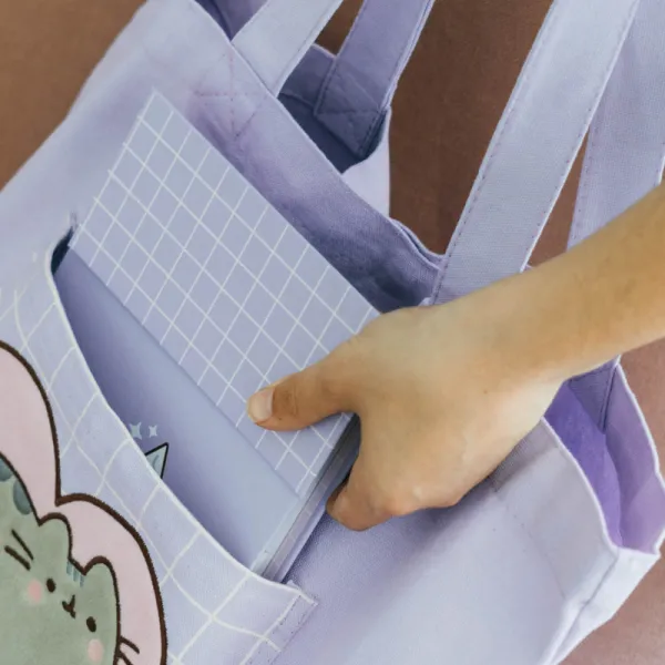 Pusheen - Cotton shoulder bag from the Moments collection (37 x 41 cm)