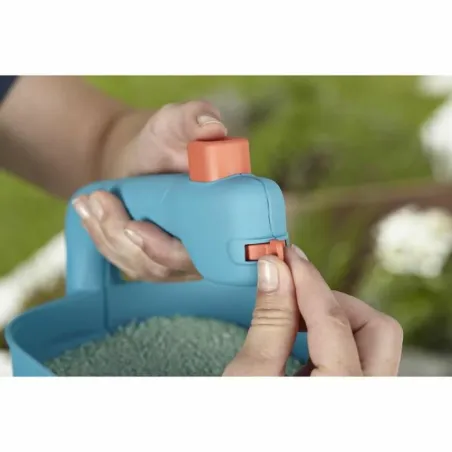 Hand-held Spreader M Gardena