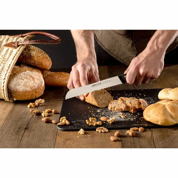 Leipäveitsi Arcos