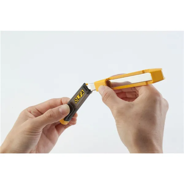 Cutter Olfa 9 X 0,38 MM Metal 9 mm