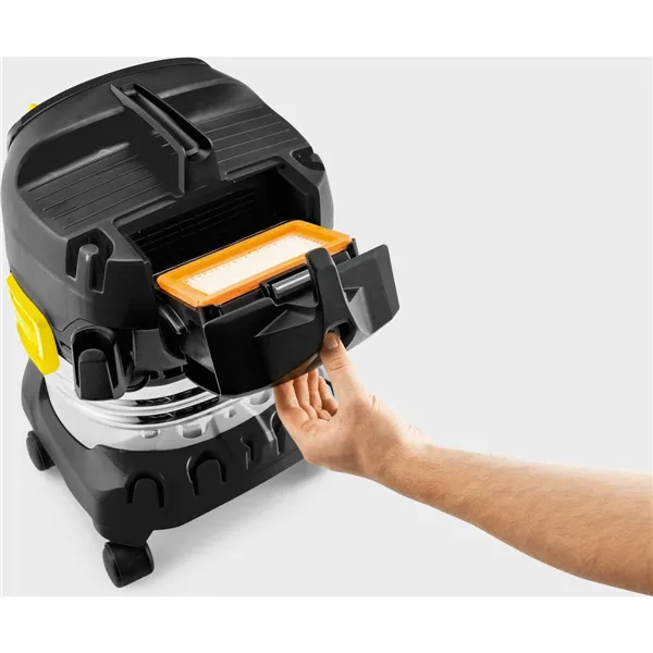 vacuum cleaner Kärcher WD4 S