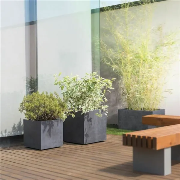 Plant pot Deroma