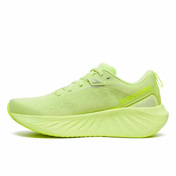 Running Shoes for Adults Saucony Triumph 22 Green