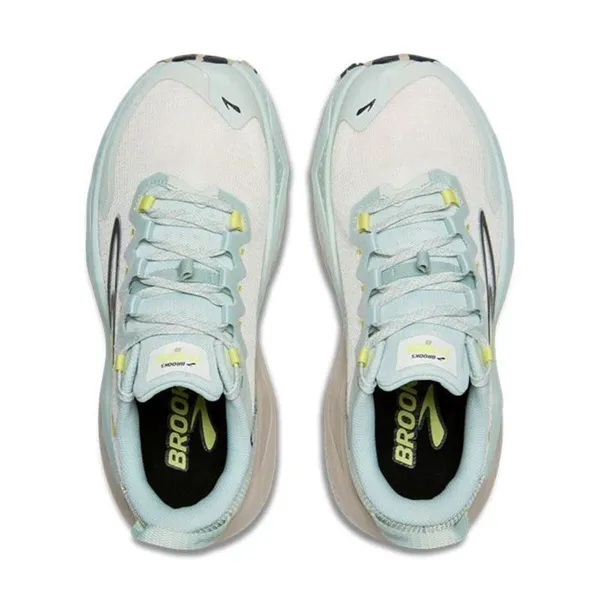 Trail running shoes for women Brooks Caldera 8 Light Blue