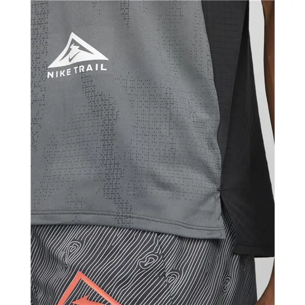 Men’s Short Sleeve T-Shirt Nike Dri-FIT Rise 365 Dark grey