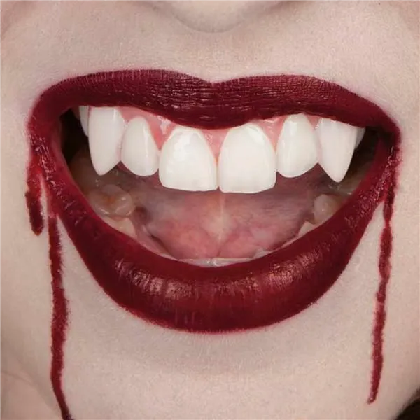 Denture for disguise My Other Me Vampire