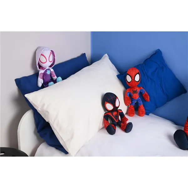 Fluffy toy Spidey