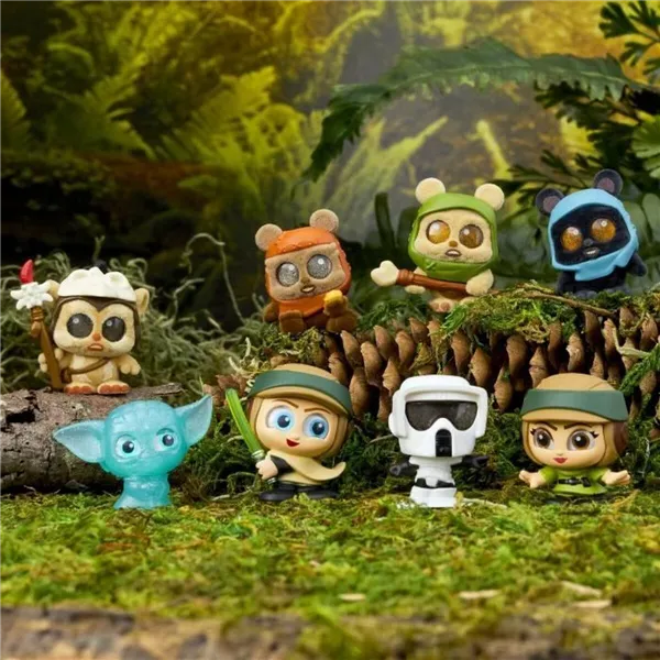 Set of Dolls Ewok Collector's Box