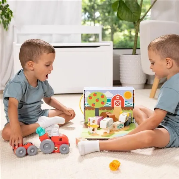 Action Figure Melissa & Doug