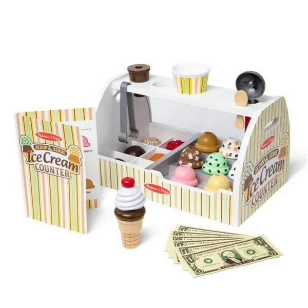 Action Figure Melissa & Doug