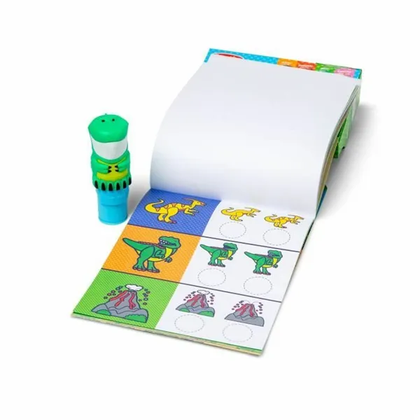 Action Figure Melissa & Doug