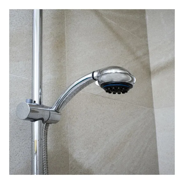 Dušiotsik Fontastock ÉZARO Plastmass Kroomitud
