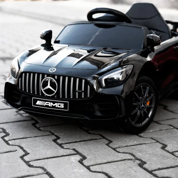 Auto with battery Mercedes GTR-S electric children's car toy with remote control Springos KC0012
