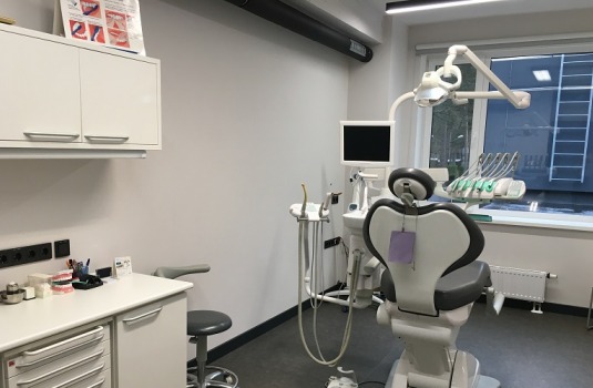 2018 Royal Dent SIA MMClinic